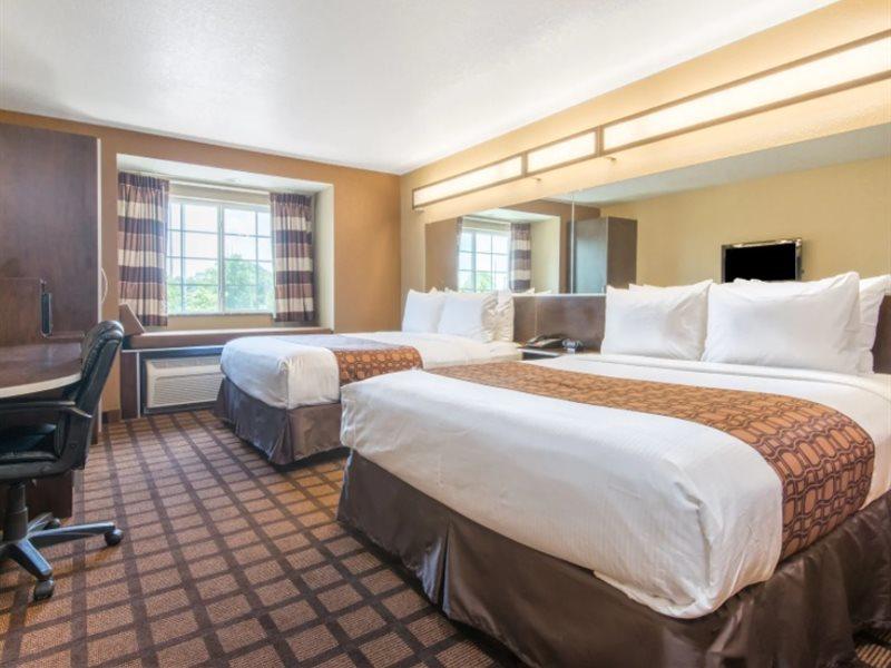 Microtel Inn And Suites Монтгомери Экстерьер фото