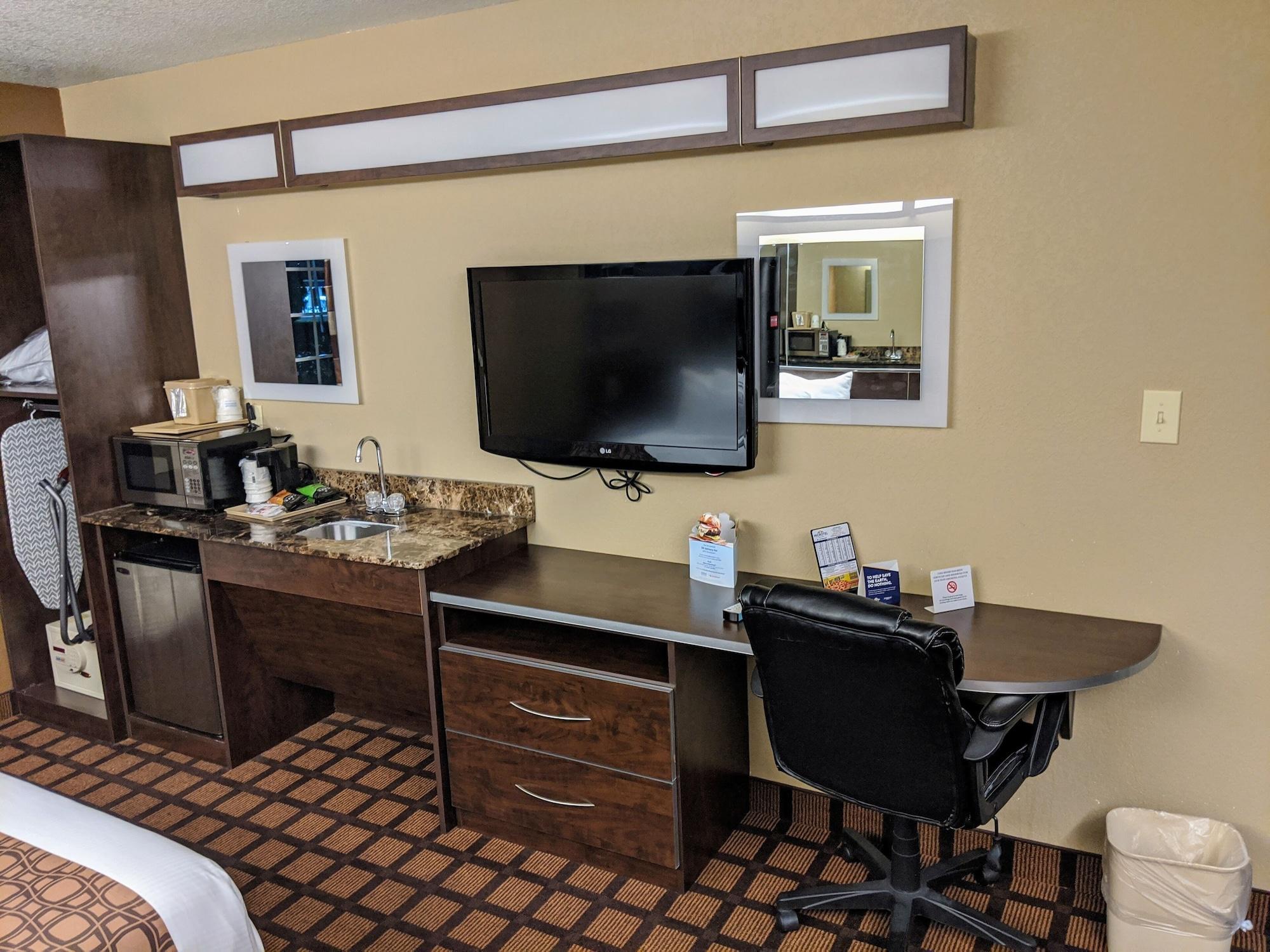 Microtel Inn And Suites Монтгомери Экстерьер фото